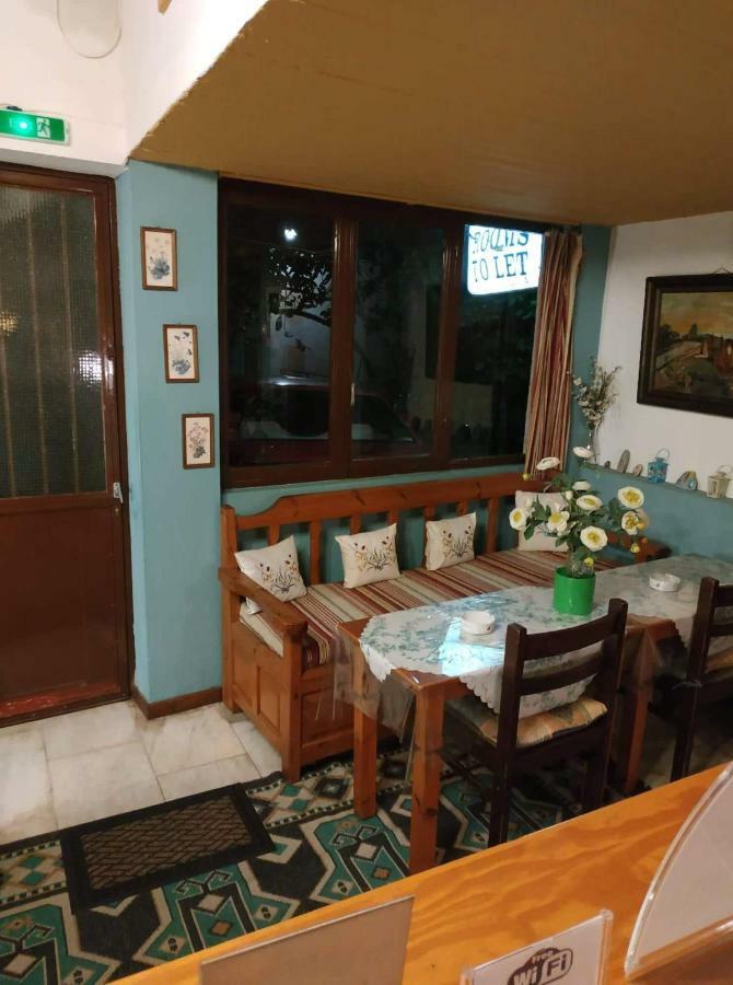 Piso Alonia Hotel Arachova Exterior photo