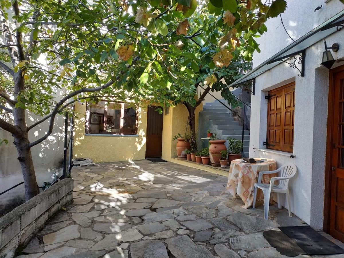 Piso Alonia Hotel Arachova Exterior photo